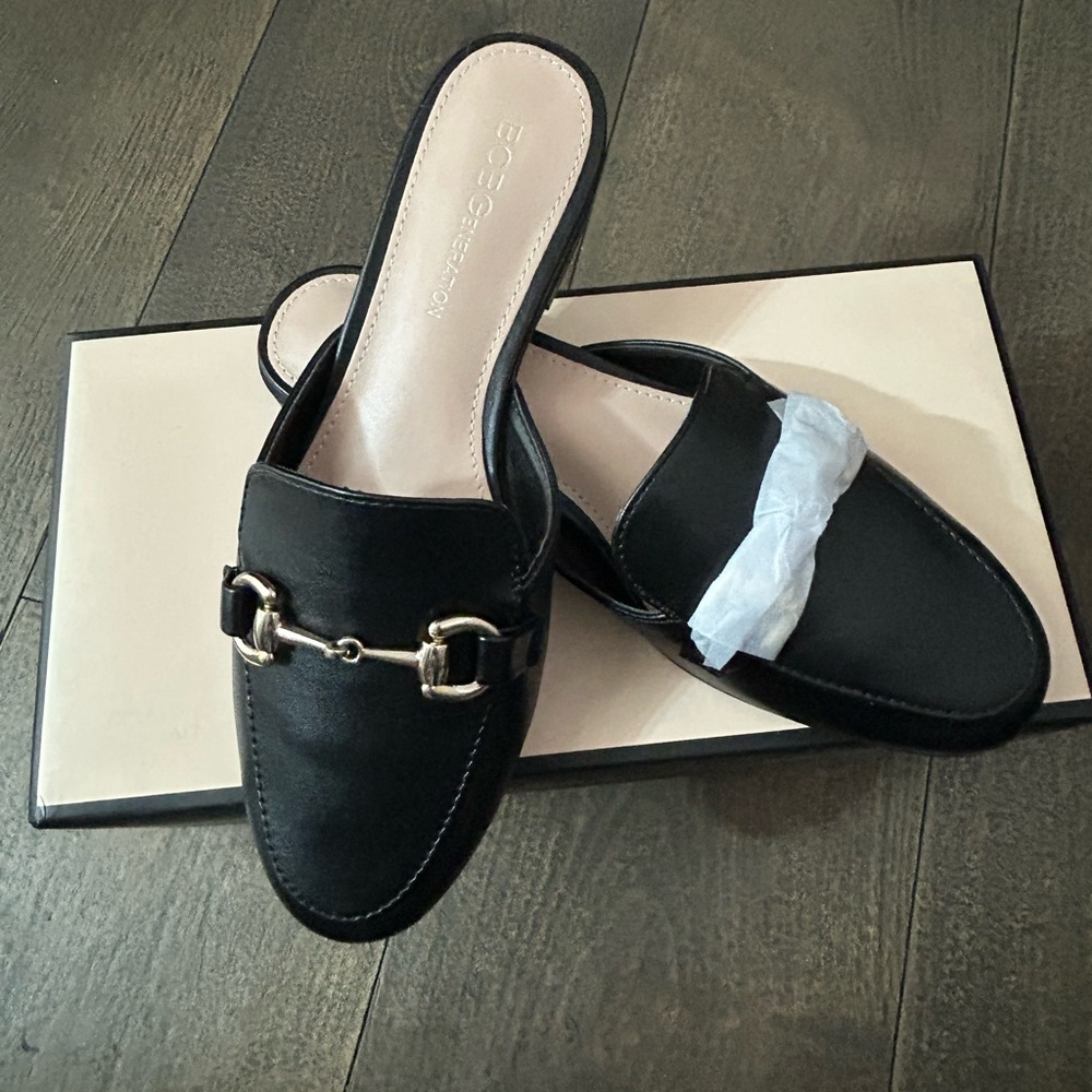 BCB Generation Black Leather Women's Loafers 5.5‎ new